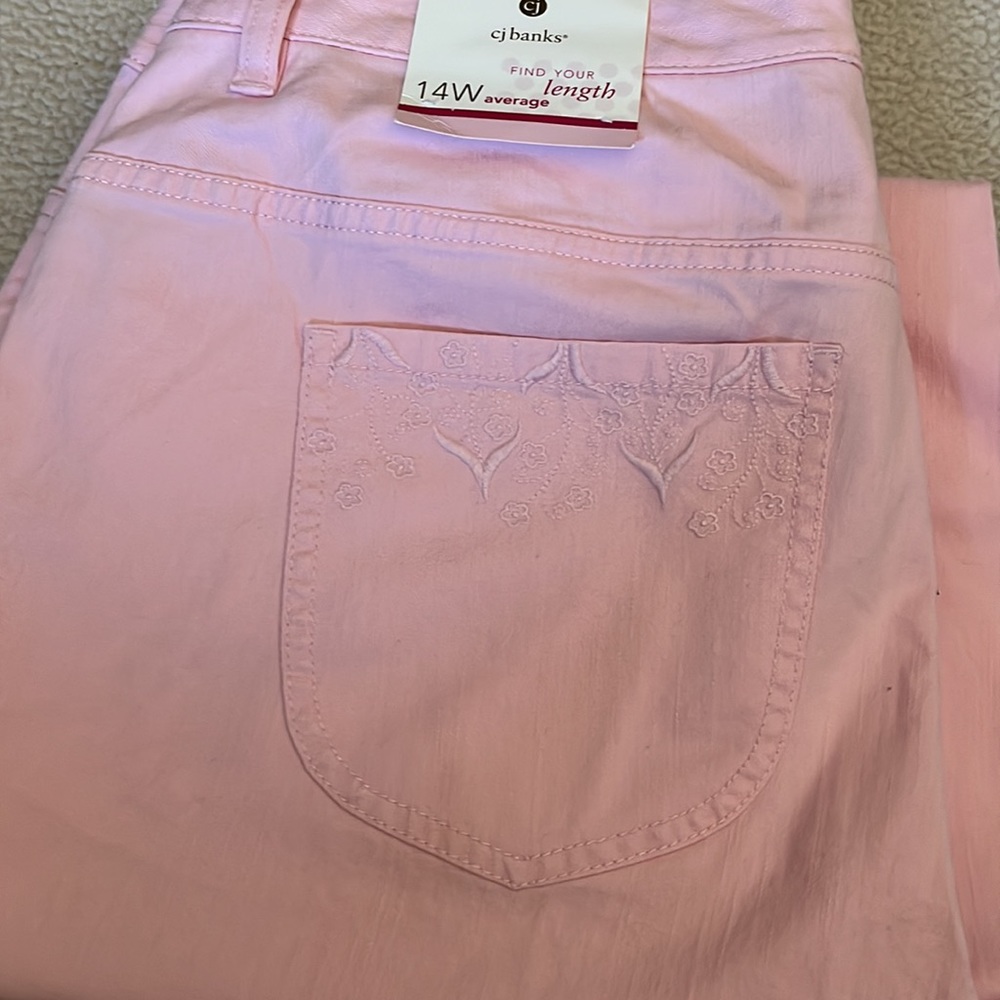 Women’s pink jeans